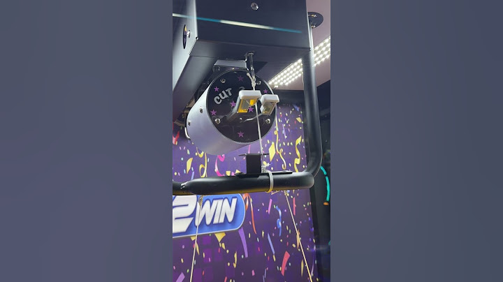 I Won A GIANT Prize From This Cut 2 Win Arcade Game!