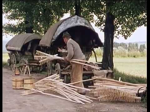 Video: Landkauf In Einem Hüttendorf