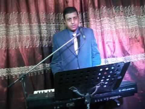 مجدى عبد العزيز اغنية كفايه نورك عليا لعبد الحليم حافظ