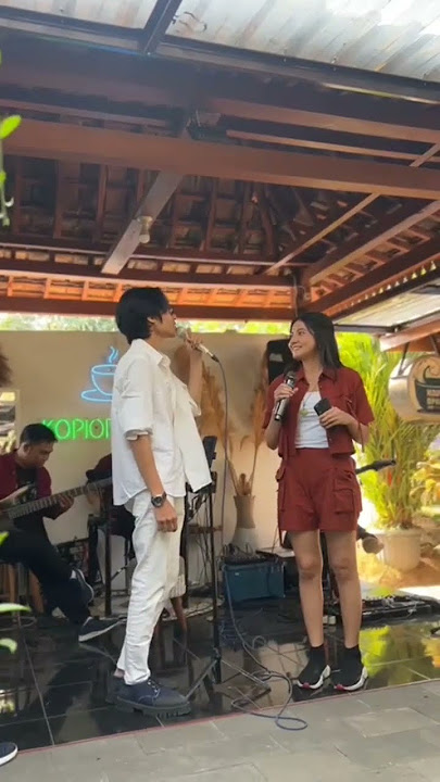 Bulan Sutena dan Keisha Alvaro
