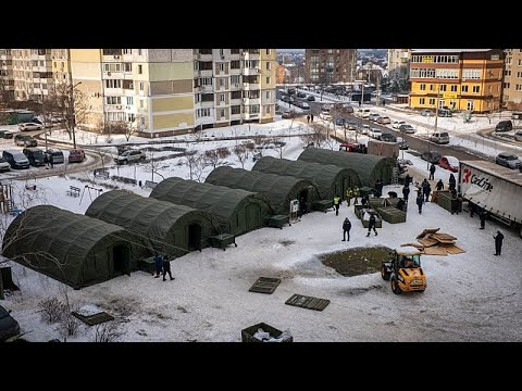 Video Zelensky chiede agli alleati più difesa aerea, Kiev nel gelo dopo attacchi russi