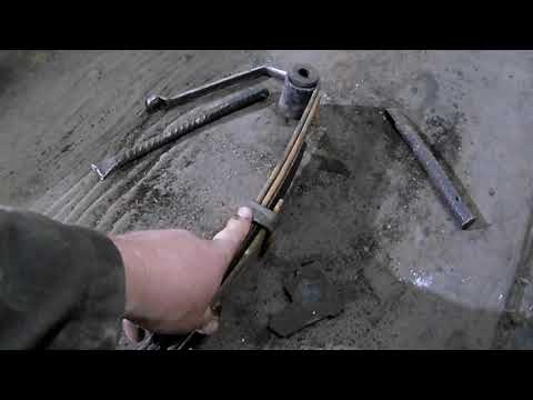 Добавляем рессоры и подымаем автомобильный прицеп