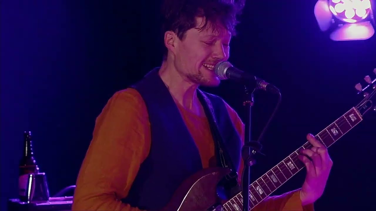 Tito Maffay & Radio Hoppegarten - Maschine (live beim lvpop)