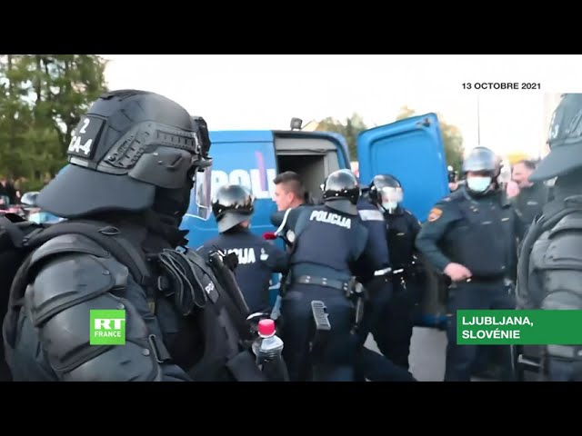 Slovénie : plusieurs interpellations lors d’une manifestation contre les restrictions sanitaires