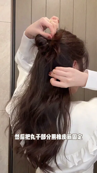 头型饱满｜山茶花千金感丸子头✨年底各种年会聚会约会派对 扁头女孩赶紧学起来！！#发型 #扎发教程 #丸子头 #编发教程 #美出高级感