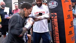 GERVONTA DAVIS THROWING MACHINE GUN PUNCHES ON HEAVY BAG - GOING ALL OUT IN FOR MARIO BARRIOS