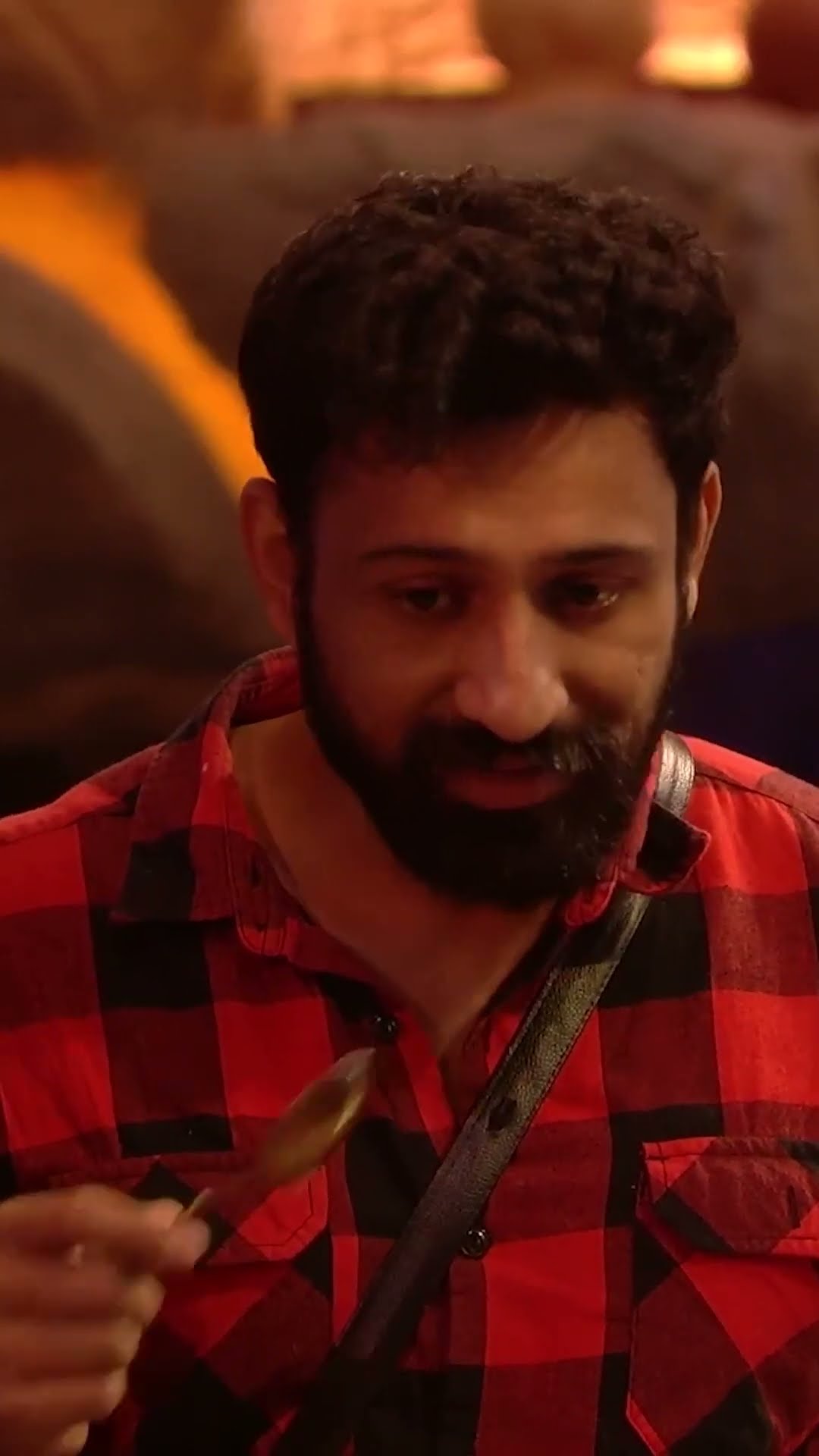 Rajat ने मांगे Avinash से अपने पैसे वापस | Bigg Boss 18
