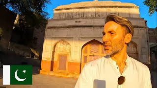 The Hidden Mughal Gems of Lahore Pakistan 🇵🇰