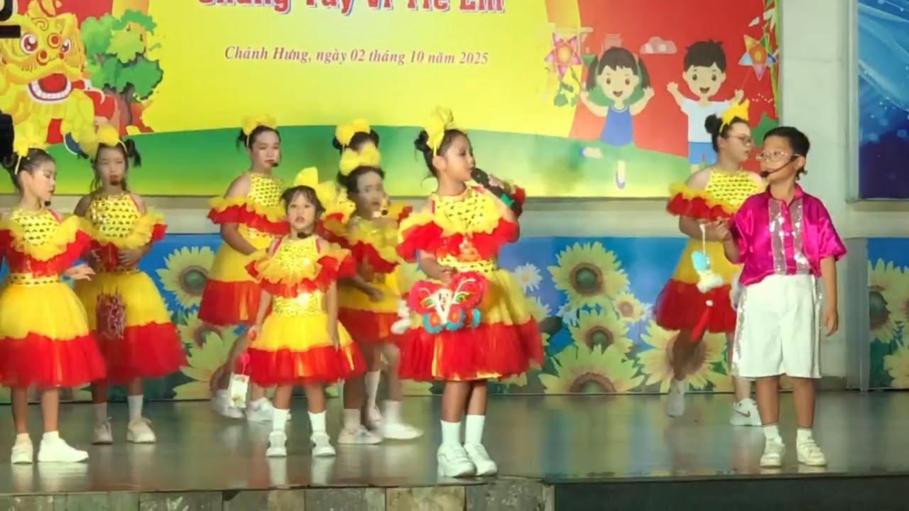 Sáng hơn cả ánh trăng