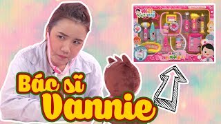 KHÁM SỨC KHỎE CHO TOÀN WONDERLAND | ĐỒ CHƠI BÁC SĨ CARRIE | LÂU ĐÀI ĐỒ CHƠI