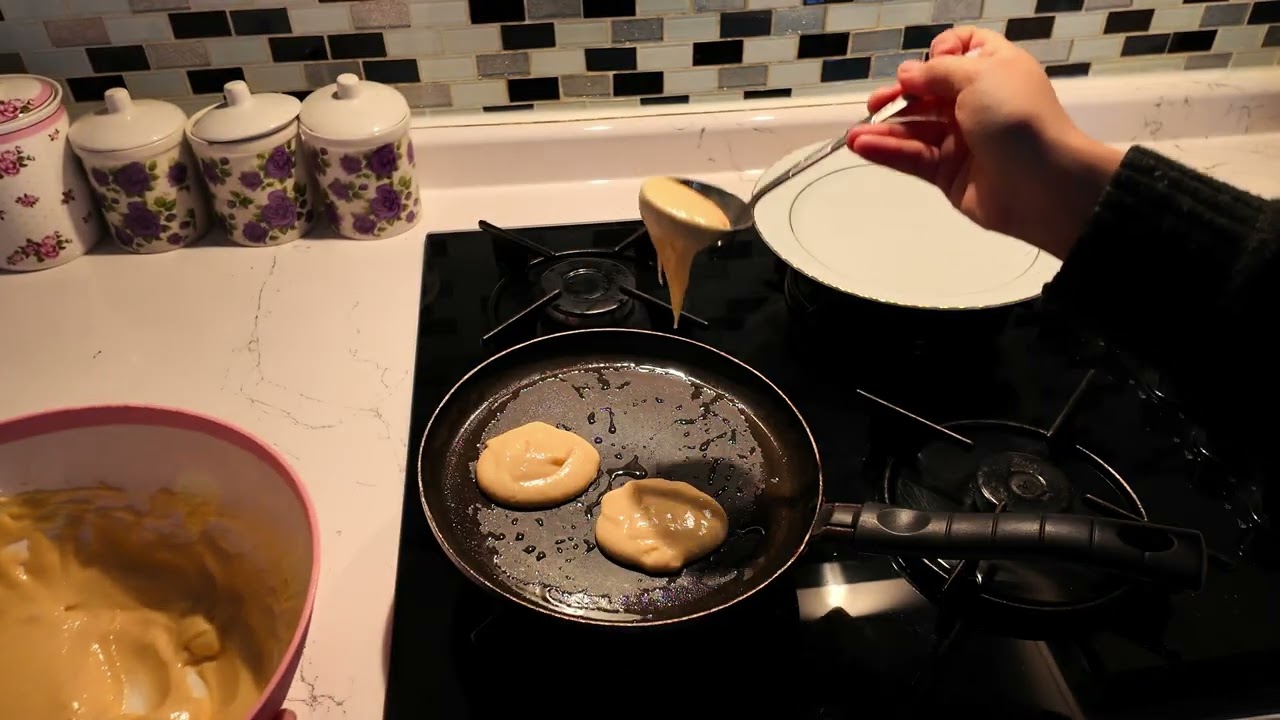 SESSİZ BİR GECEDE PANKEK YAPMAK