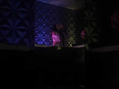Assia - Elle Est à Toi (Live - Mint)
