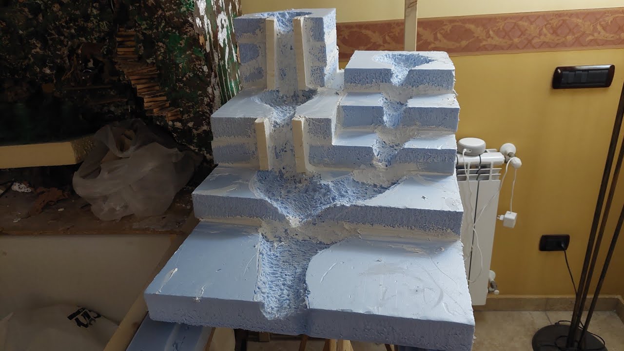 Realizzazione della struttura per un fiume ed una cascata FASE1°