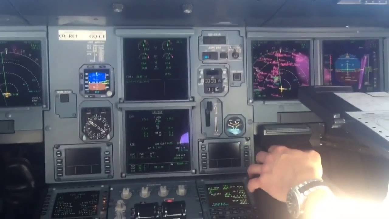 Airbus A320 Jumpseat from cockpit of retired airliner