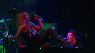 Avril Lavigne Alice Live Montreal Centre Bell Center 2011 HD 1080P