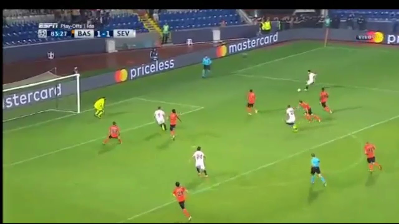 İstanbul Başakşehir - Sevilla / Wissam Ben Yedder GOAL / Champions League