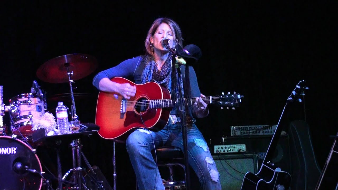 YouTube에서 Steff Mahan - Not So Perfect 보기 YouTube에서 Steff Mahan - Not So Perfect 보기