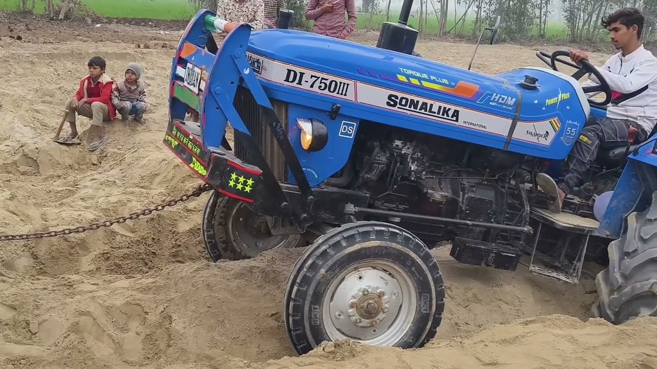 3 ट्रैक्टरों से भी नहीं निकला ये ट्रैक्टर! क्या हुआ फिर? 🤯