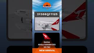 IF300QF1125  Qantas Airbus A300B4 203 VH TAC with stand
