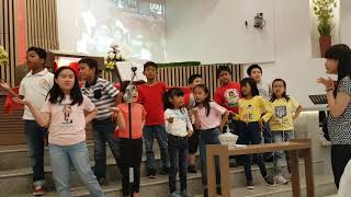 Medley Biar Anak-anak datang kepadaKu, Bermacam-macam anak dan Tuhan cinta semua anak