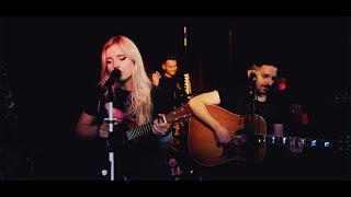 Chloe Adams - Dont Shoot That Gun (Live At The Green Note)