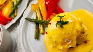 とろ〜りなめらか！白身魚のエッグベネディクト風！