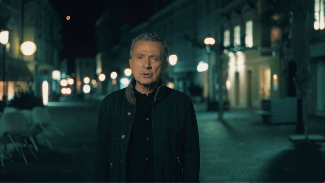 Watch Pupo - La Notte (Reload) official music video on YouTube Watch Pupo - La Notte (Reload) official music video on YouTube