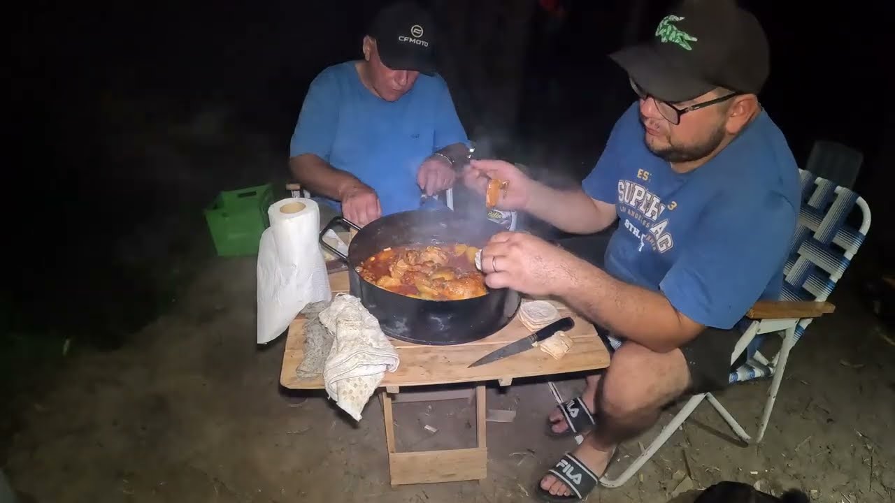 ACAMPE Y BUENA COCINA COMO DE COSTUMBRE..