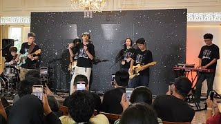 Sheilla on 7 - Sederhana Live Performance