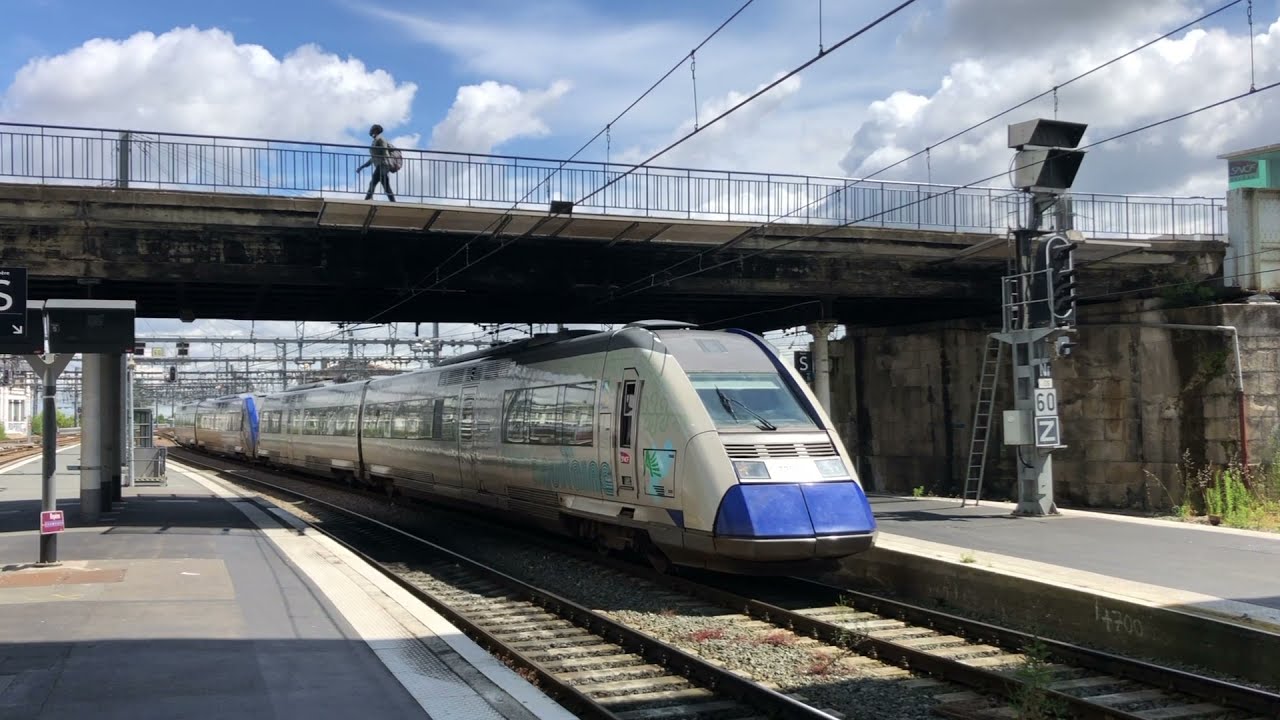 Arrivée d'une UM de 72500 en gare de Bordeaux Saint-Jean