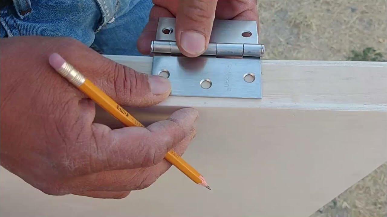 Como poner las bisagras en una puerta de madera fácil y rápido 🔨 - YouTube