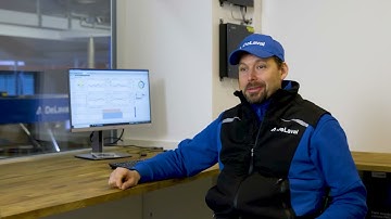 Samuel Eskilsson | DeLaval robot collector RC550 & RC700 manure robot for solid floors