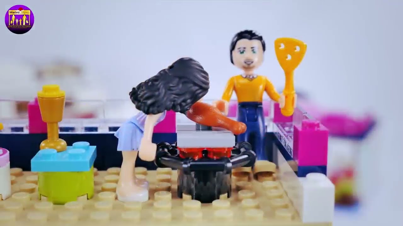 Emma I Skradzione Babeczki Bajka Po Polsku Z Klockami Lego Friends