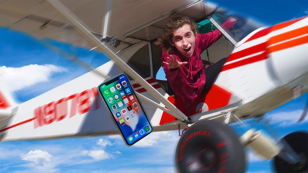 Dropping my PHONE out of a PLANE on OMEGLE PRANK - Dropping my PHONE out of a PLANE on OMEGLE PRANK