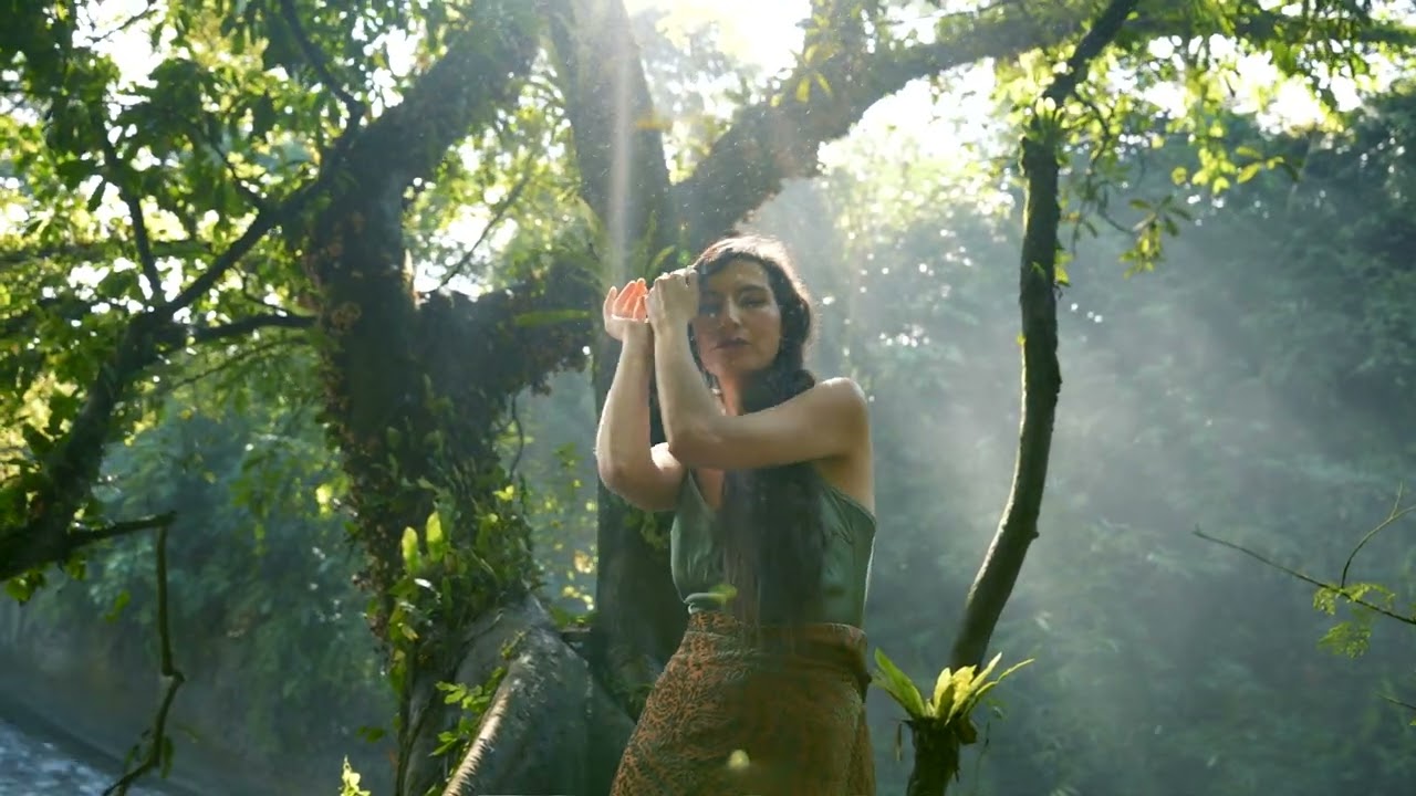 Karen y Los Remedios - Ninfa (Official Video)