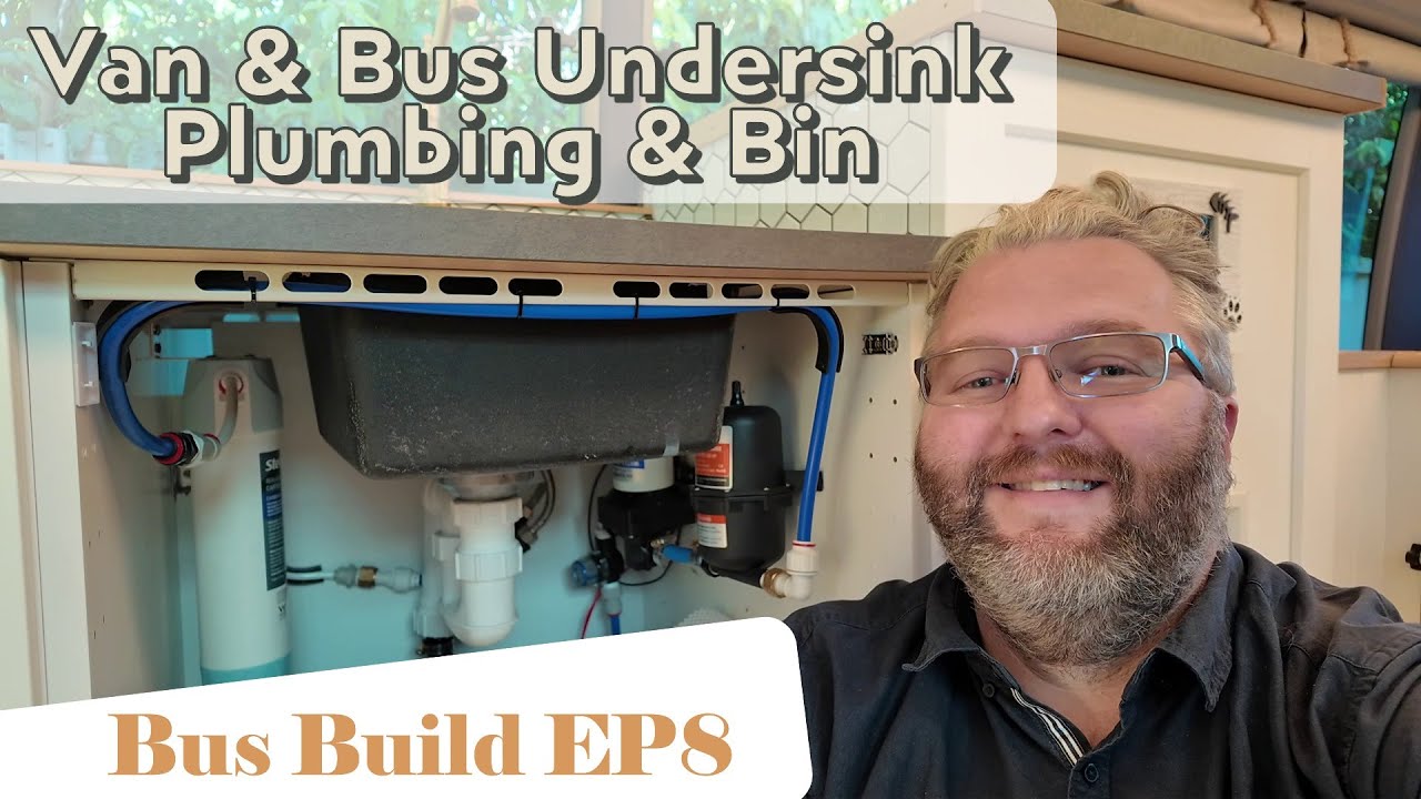 Простая установка водопровода и бака для воды в автобусе - сборка Toyota Coaster, эпизод 8
