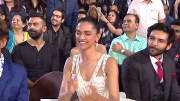 Ranveer Singh Akshay Kumar Steal the show dance performence    22nd Star Screen Awards 2016   YouTub