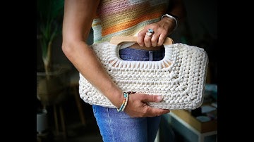 How to crochet a clutch bag with wooden handles - EASY BEGINNER FRIENDLY TUTORIAL