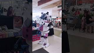 Funtime Freddy goes to SM CENTER LAS PIÑAS! #fnaf #cosplay #fivenightsatfreddys #xyzbca #fypシ゚
