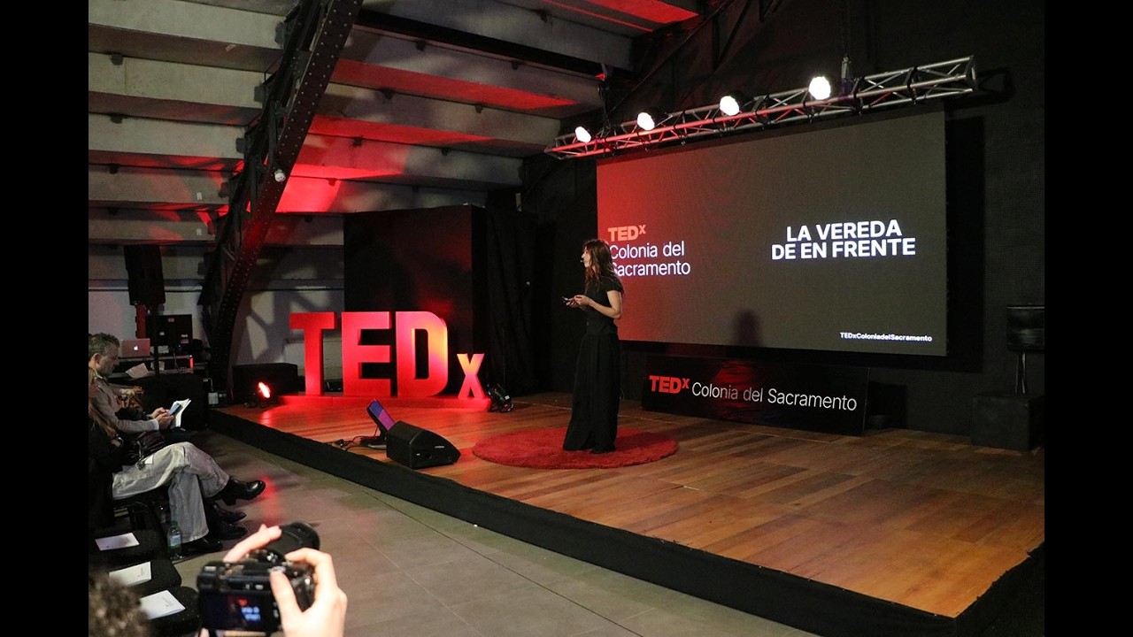 La vereda de enfrente. | Sofía Tardáguila | TEDxColonia Del Sacramento