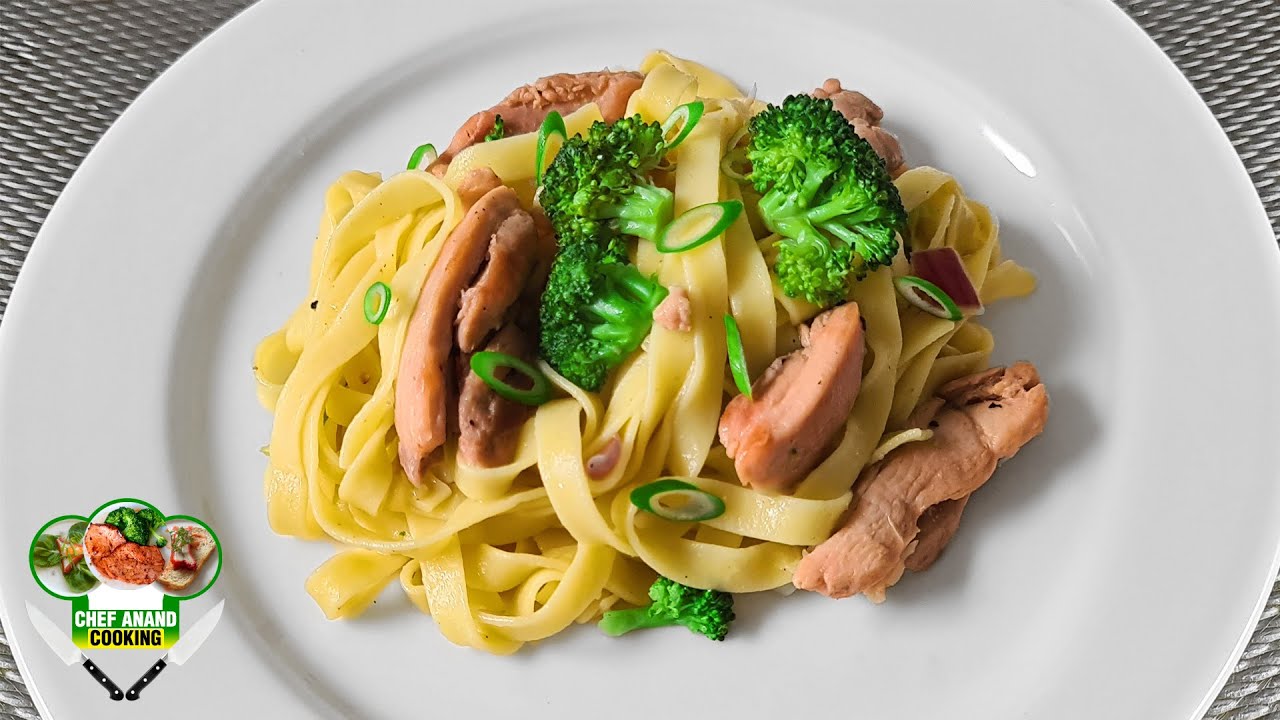 SURINAAMSE PASTA MET KIPPENDIJFILET | SURINAMESE PASTA CHICKEN THIGH FILLET | Chef Anand Cooking