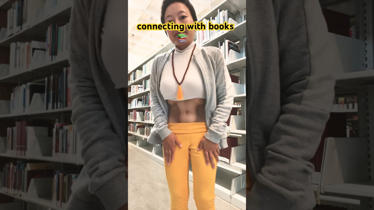 CG Nauli kriya makes connecting with a books 📕