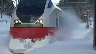 Fast Train in the Snow ! JR E751系 Tsugaru