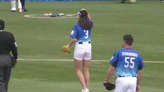 稲村亜美 Ami Inamura fastball 206km/h 始球式