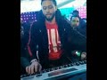 عبدالسلام يعزف اغنية الي عنده ضحكة زي دييا روعه