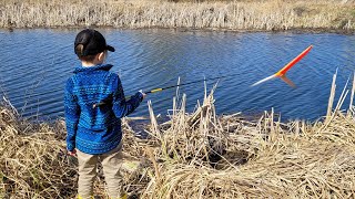 Рыбалка 2022 с сыном на поплавок весной!