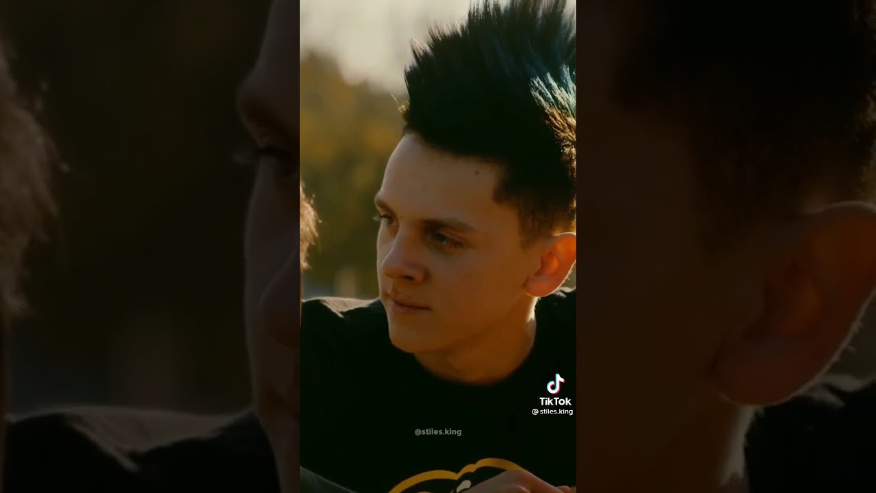 halcón de cobra kai (por qué está canción queda tan bien con halcón ...