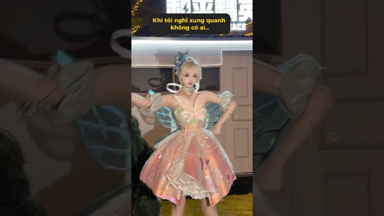 Khi tôi nghĩ xung quanh không có ai #meowcosplay #shorts