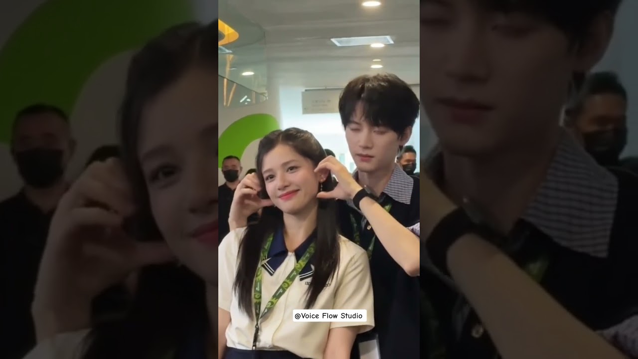 Чжоу Е снялся в нескольких фильмах, включая известный... 