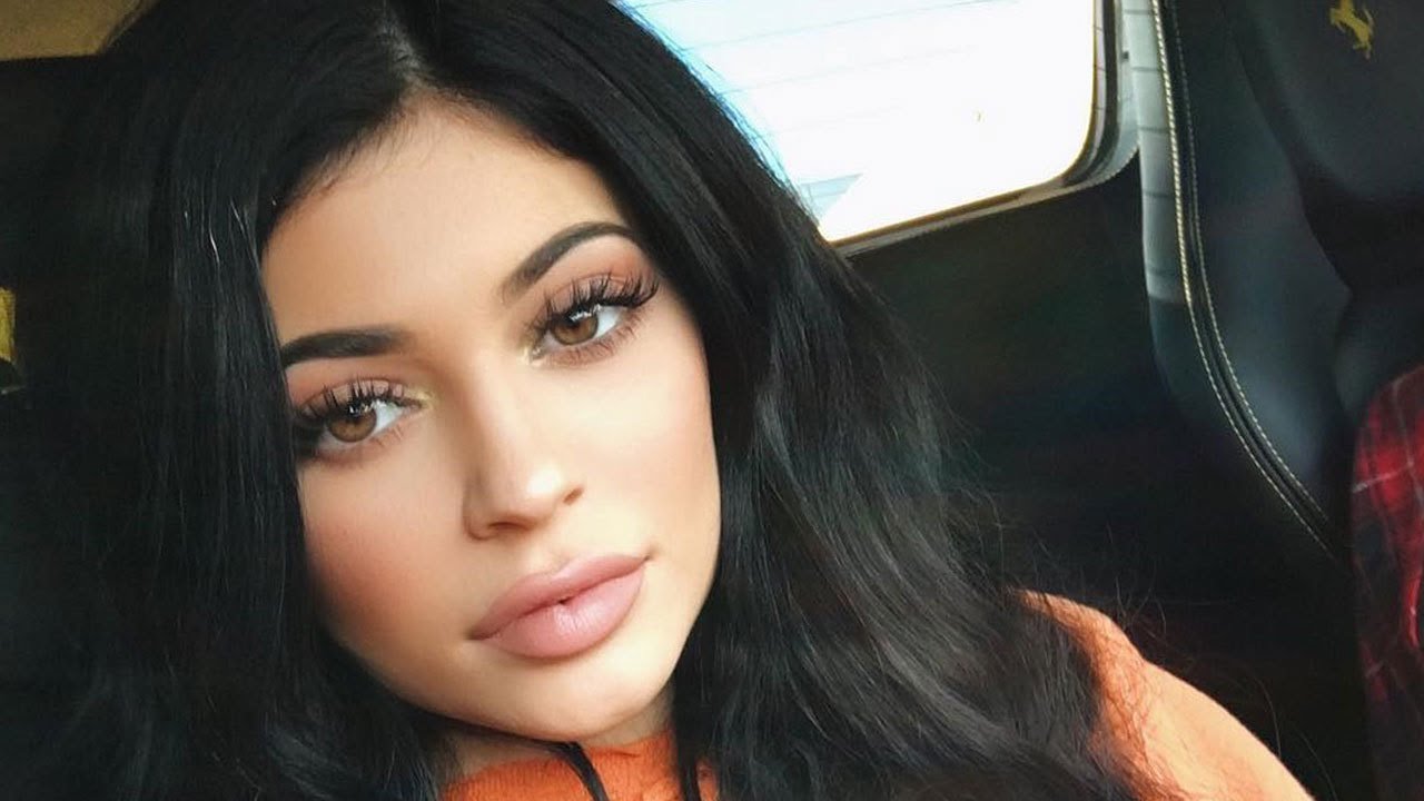 Kylie Jenner Says She Will No Longer Post to Her App After Very Personal Post About Sex Goes Li picture